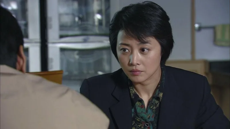 左伟与杜叶的婚姻生活剧照6
